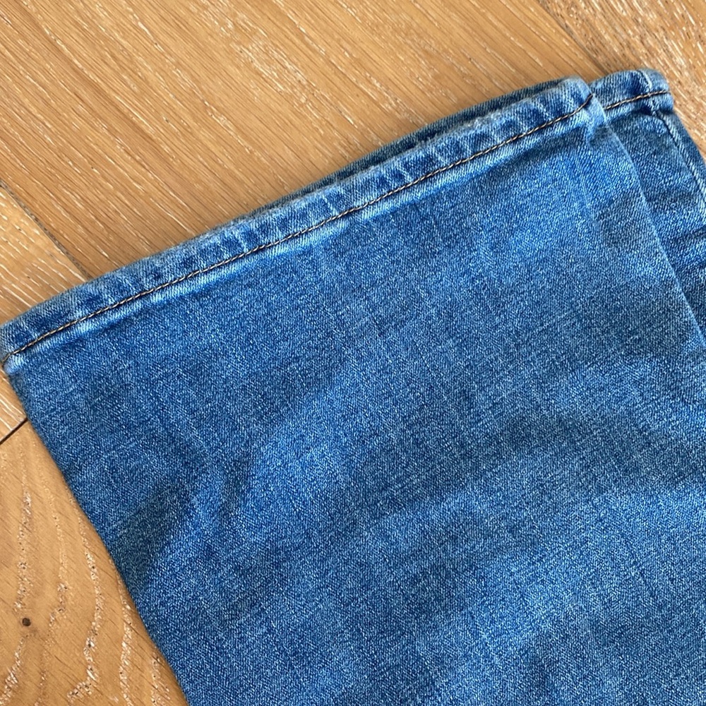 LEVI’S 725 High Rise Bootcut Distressed 8/29 (like new!) - Picture 9 of 14